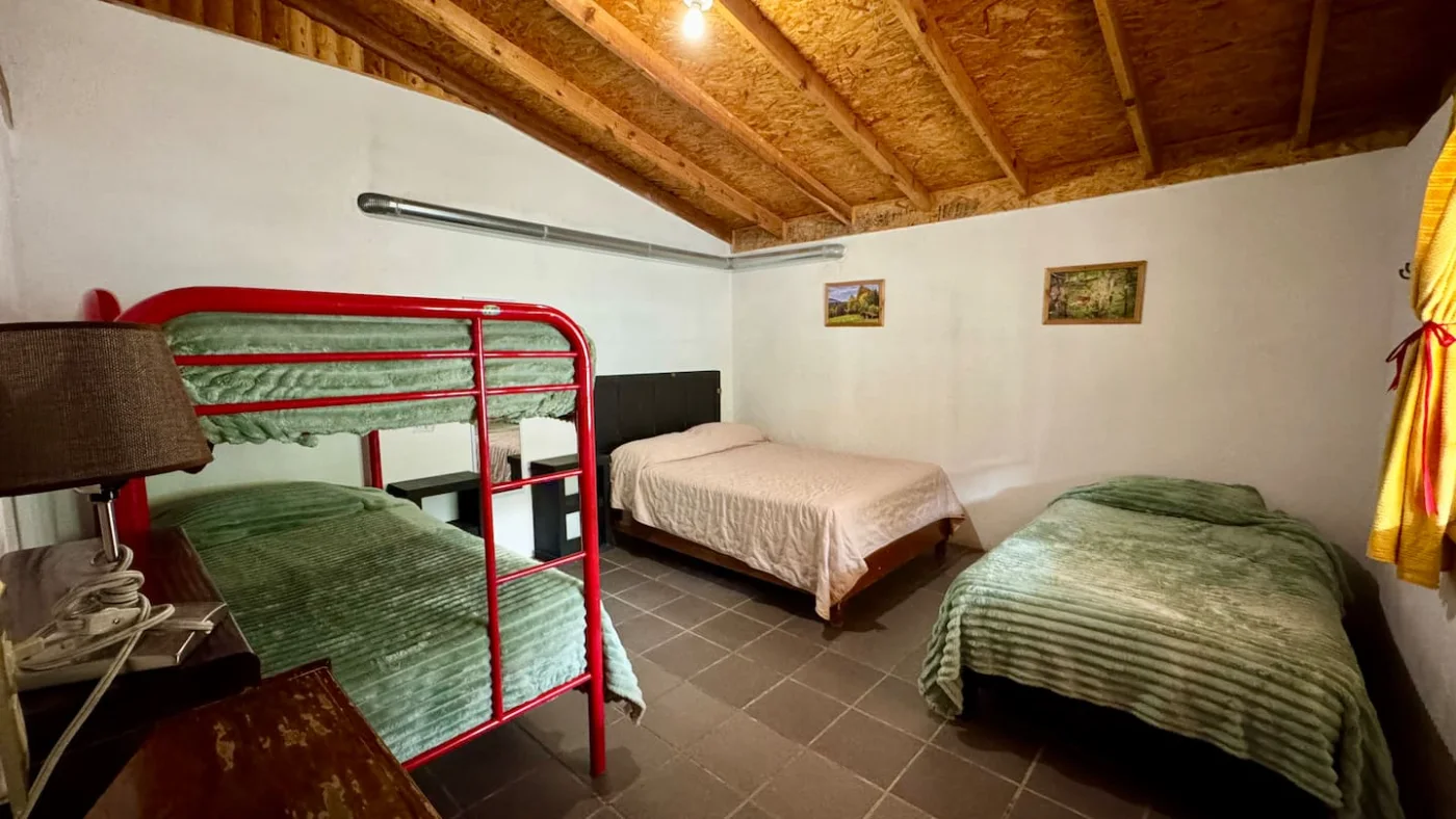 Habitación con litera